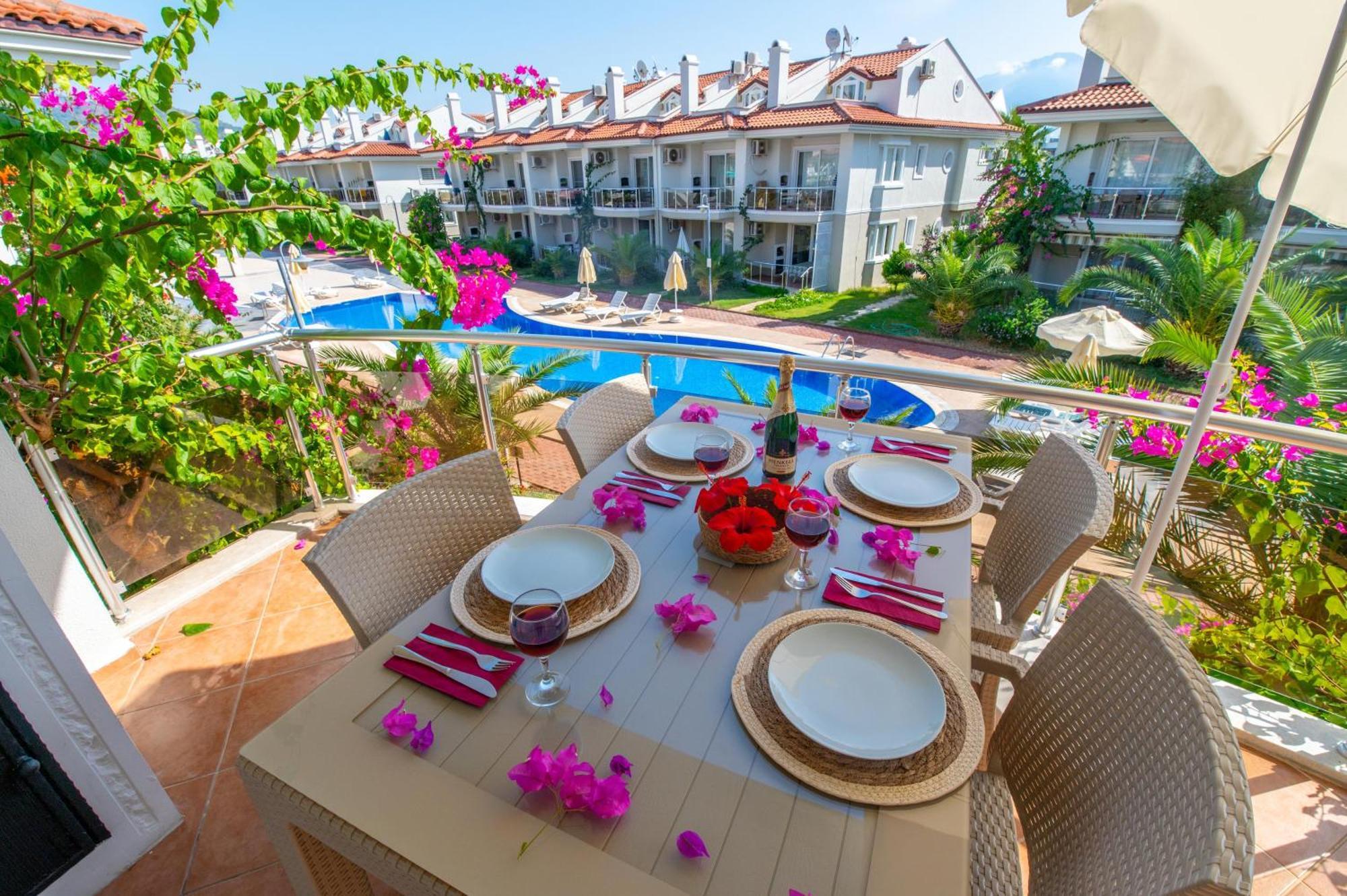 Sunset Beach Club Aqua Lettings 费特希耶 外观 照片
