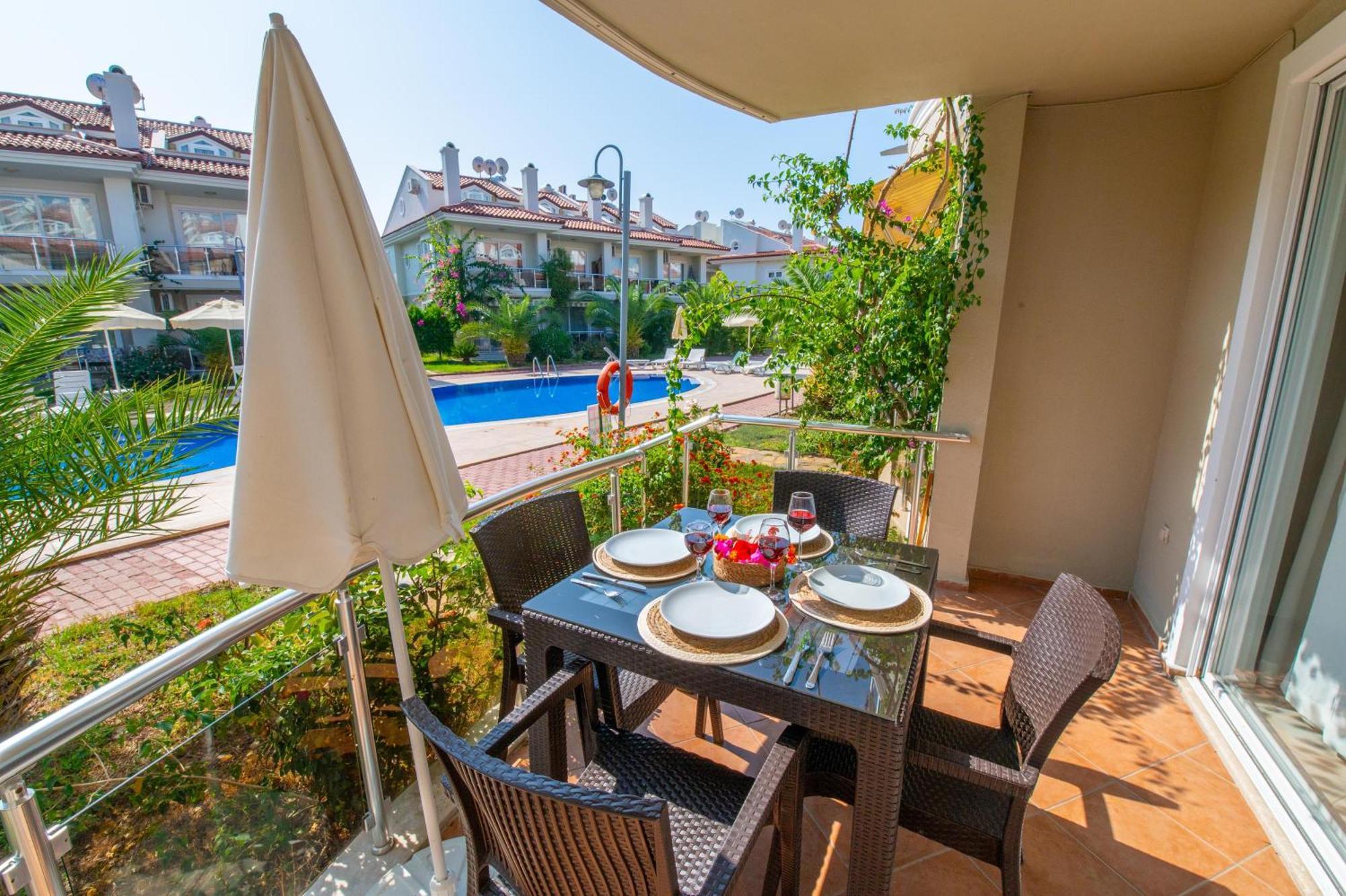 Sunset Beach Club Aqua Lettings 费特希耶 外观 照片