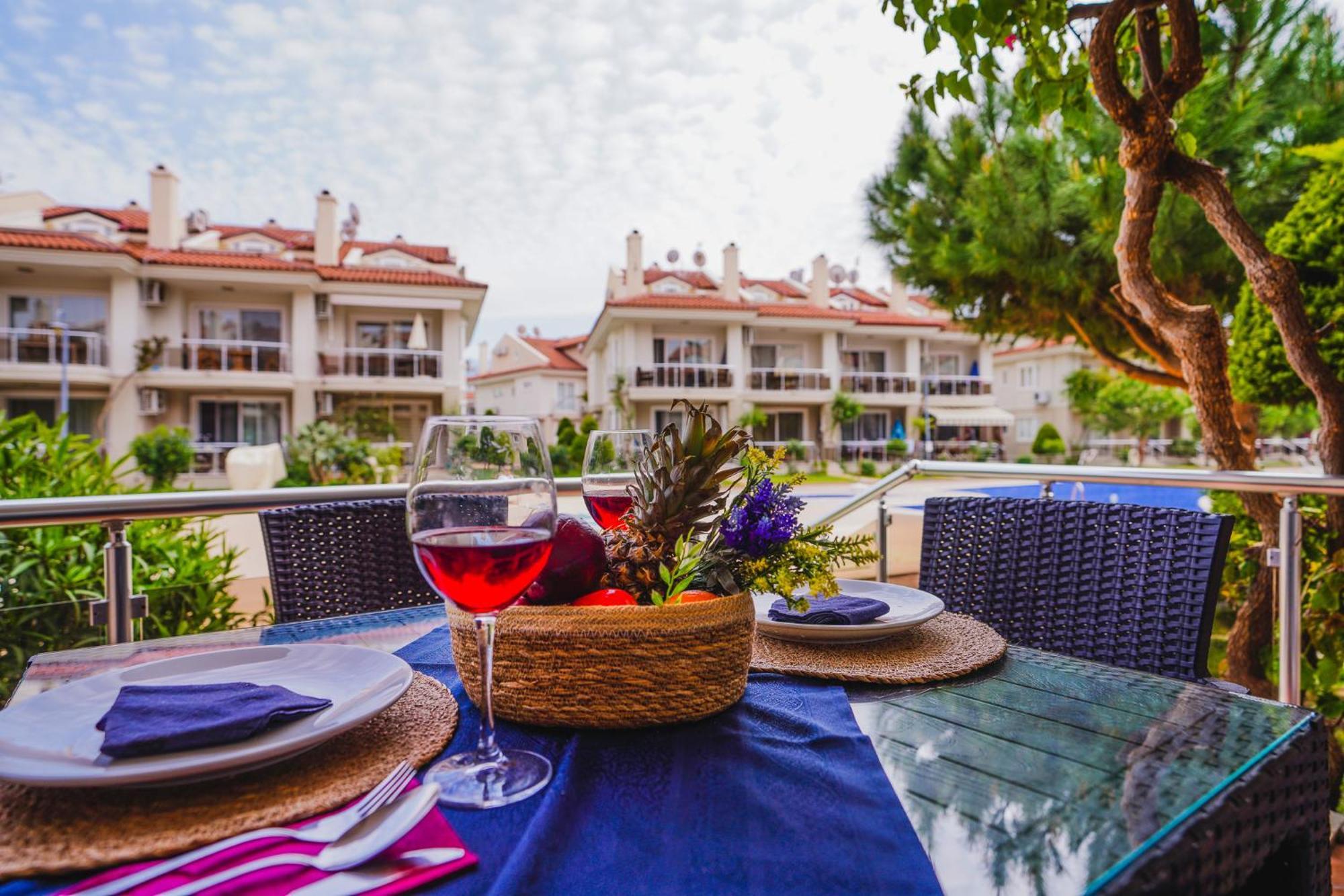 Sunset Beach Club Aqua Lettings 费特希耶 外观 照片